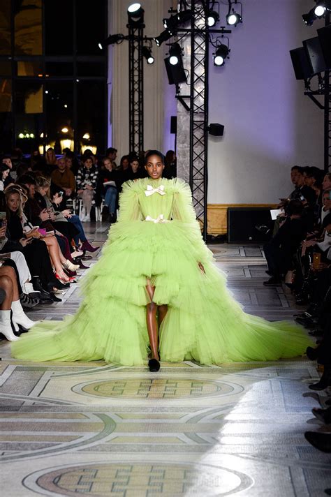 Paris Haute Couture Week biedt opvallend veel inspiratie voor .